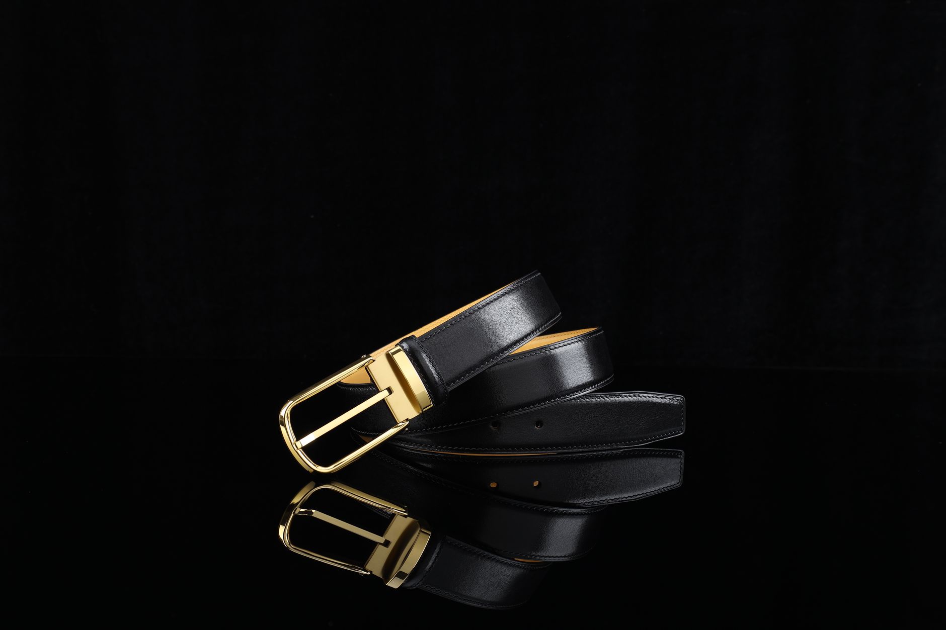 Ceinture, chaussettes, gants : accorder ses accessoires