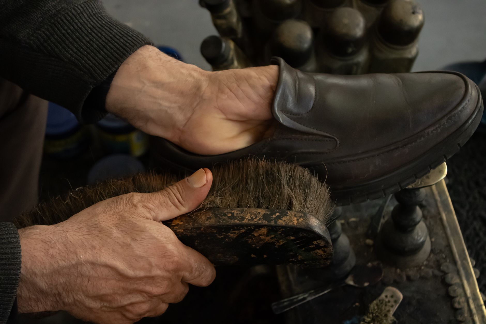 Entretenir une paire de cuir : les gestes utiles